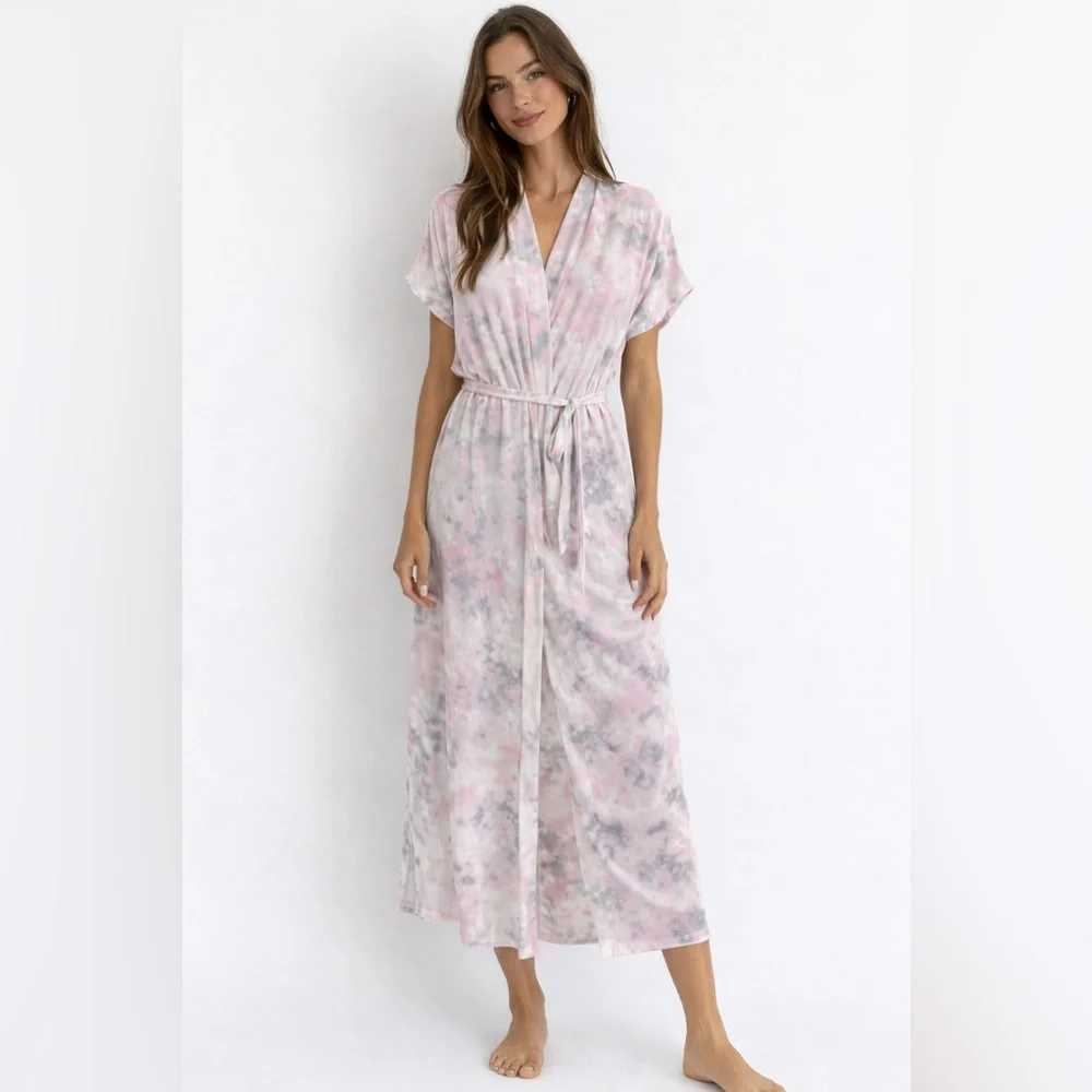 VENUS Pink and Gray Robe with Belt‎ that Ties and slits up both sides